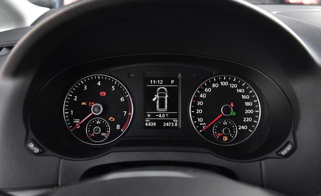 纯进口德系MPV,6座、7座随便选,轴距近3米,24万放弃奥德赛