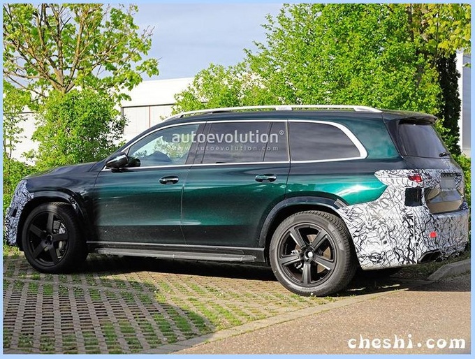 奔驰全新GLS AMG,4.0T换5.5T,动力超卡宴,但价格更低!