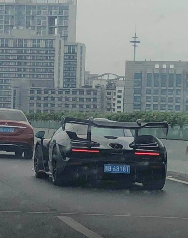 国内首台迈凯伦塞纳上路,限量500台的神车终于来了!