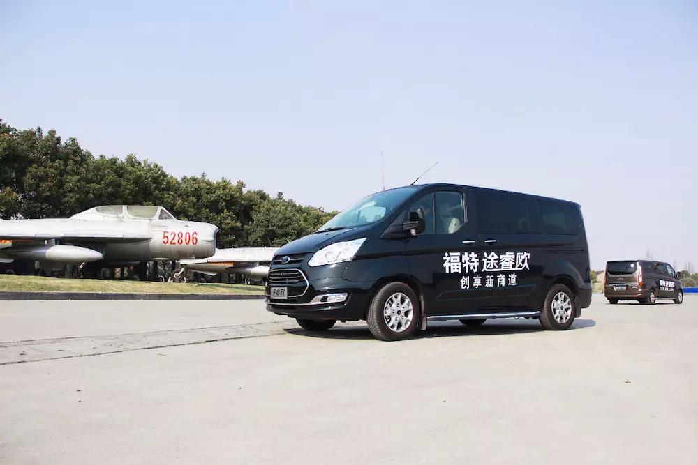 这台热门商务MPV,究竟能让出行多舒适?