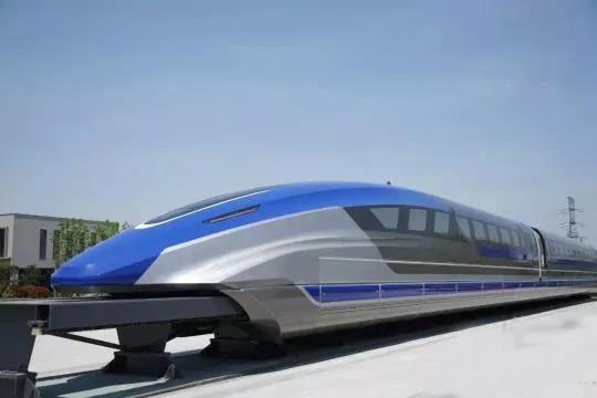 时速600公里磁浮样车揭秘：列车轨道距离稳定在10毫米内
