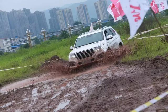 正面硬刚!“自主新贵”哈弗H9凭啥能战胜“江湖老炮”普拉多?