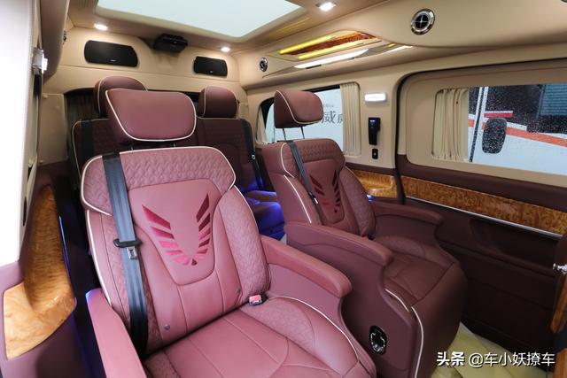 加价40万的埃尔法才是豪华MPV首选?看看这台19款奔驰V260房车