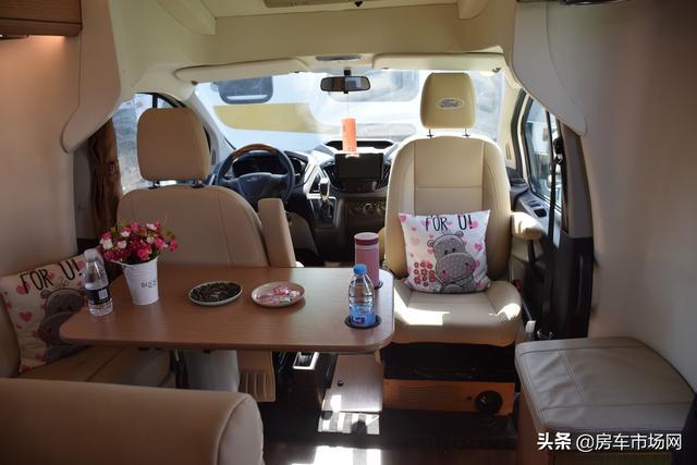 20多万起福特新全顺房车空间小?小额头还有新世代了解一下