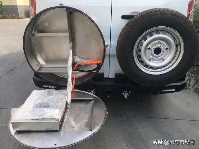 20多万起福特新全顺房车空间小?小额头还有新世代了解一下