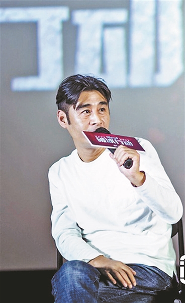 观众对《破冰行动》不合理结尾不买账 导演道歉