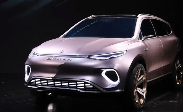 比亚迪、奔驰联合打造的腾势SUV,这腰线和尾灯完全就是比亚迪唐