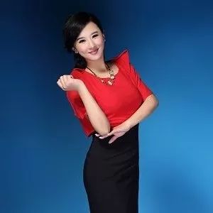 站上唯美舞台  实现少女梦想 一个诚意的工作机会 佛山电视台主持人