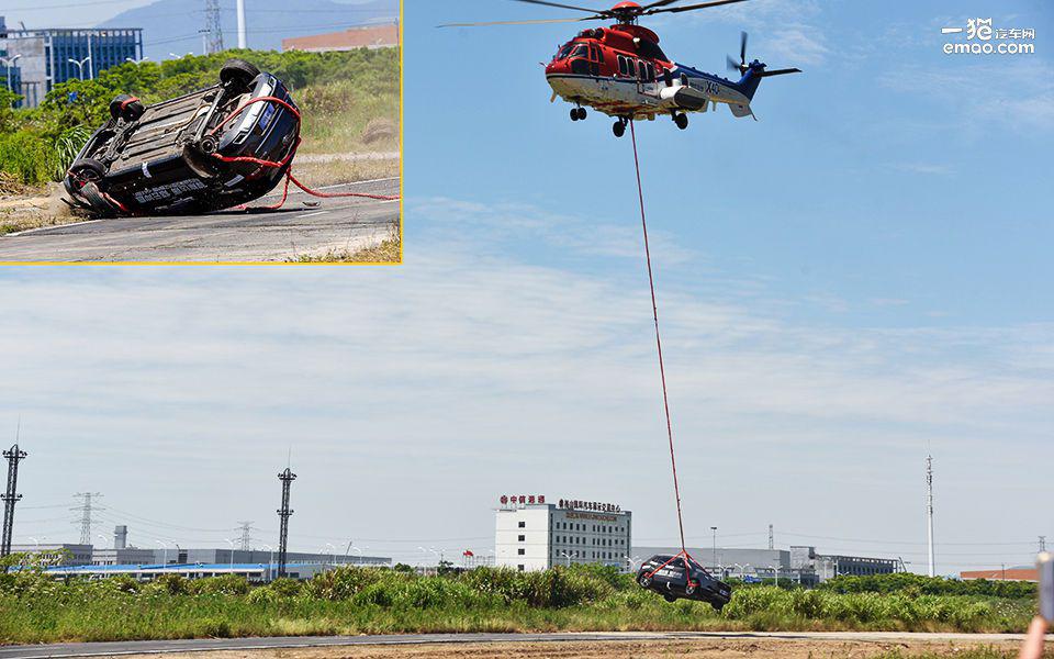 配得上“都市小装甲”称号 奔腾X40挑战空投翻滚实验