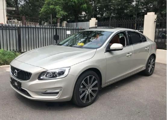 买A4L还不如买它,落地不足30万,性价比远超BBA