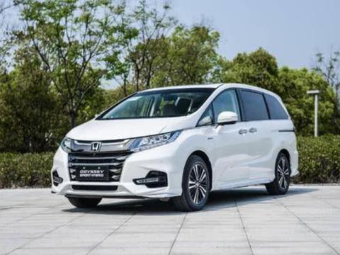 23万唯一合资混动MPV，舒适不输头等舱，百公里油耗不足6L