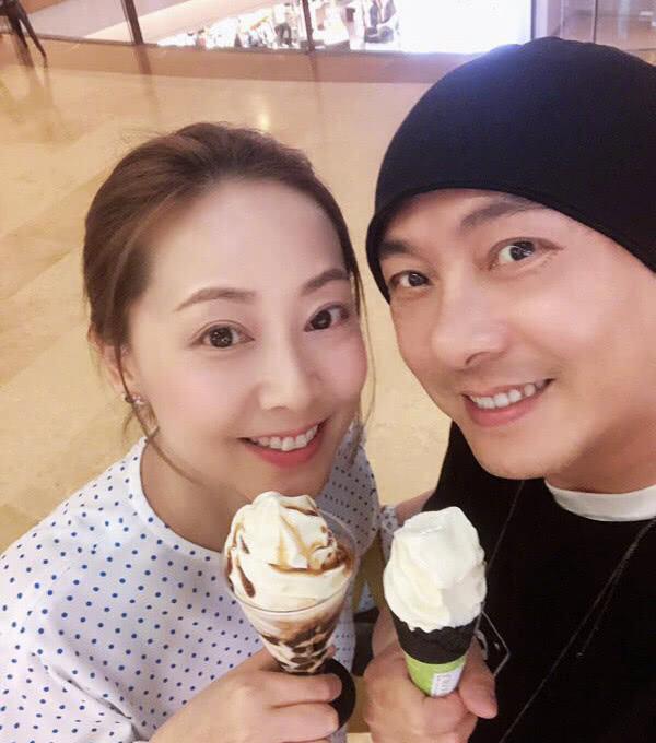 张卫健和张茜结婚十年至今无子，他一句话透露内情令人心酸