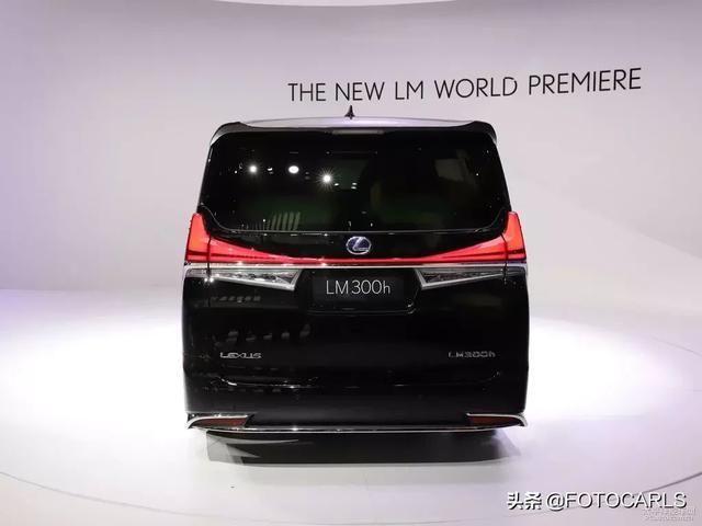 全新雷克萨斯LM300h实拍,比埃尔法高档的保姆车,加价多少合适