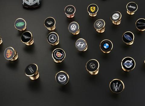 国产车标丑？看完凯迪拉克车标进化史，还请多给国产品牌一点时间