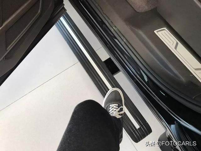 大众途昂330TSI实拍,外观够粗壮霸气,内饰有过分了