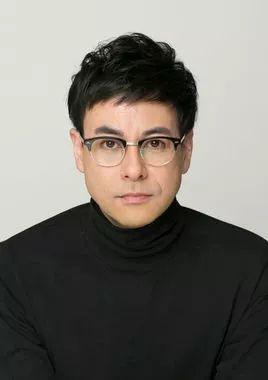 34岁日本女神苍井优闪婚,没想到结婚对象是他!