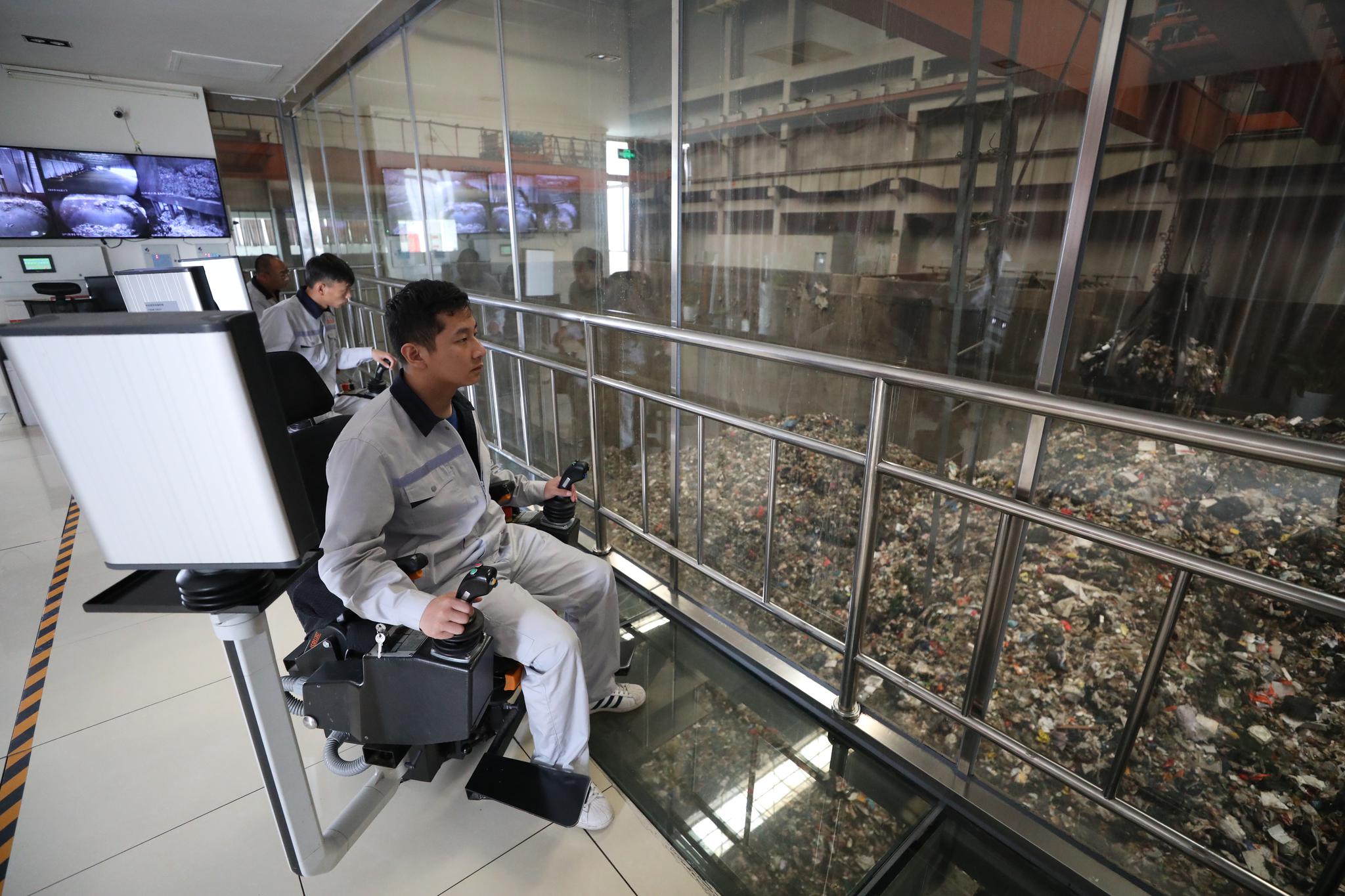 生活垃圾焚烧发电2.2亿度:可供50万户居民用电一年