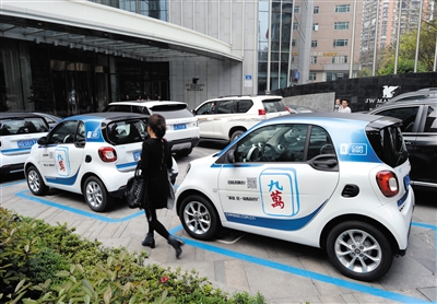 Car2Go于2016年4月正式进入中国,并首选在重庆进行投放和运营。 图/视觉中国