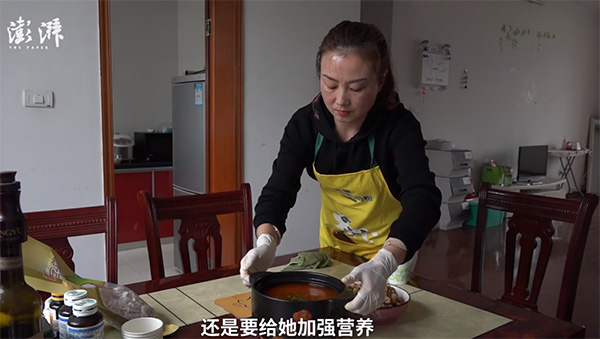 黄冈中学高考“陪读村”:家长睡眠时间比孩子还少