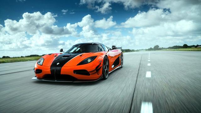 柯尼塞格agera rs,幽灵logo很抢眼