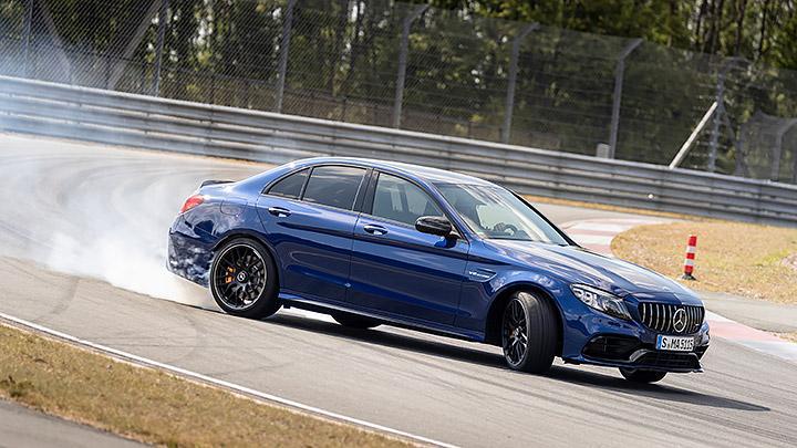 德国人也迷信九九神功?赛道试驾奔驰AMG C 63 S