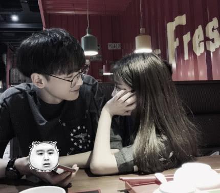 杨清柠对毛宸宸改变称呼，微博发文引热议，这是提前领证了？
