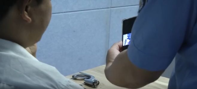男人口口声声_男子出轨女同事还拍不雅视频,平时看起老实,口口声声说爱着妻(2)