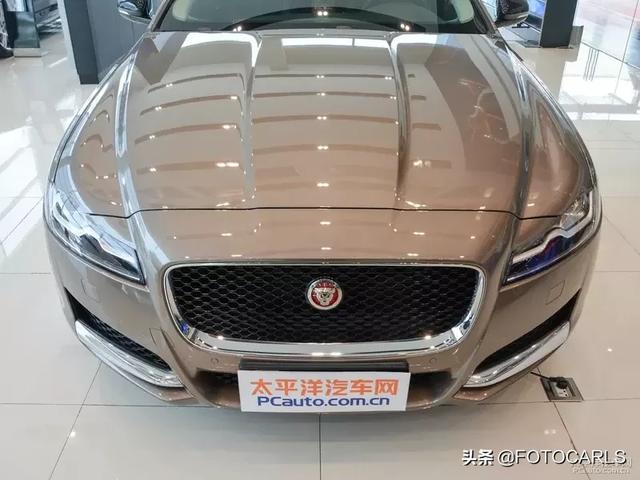 捷豹XFL 2.0T四驱尊享版实拍,以价换量效果差,真被BBA玩死了