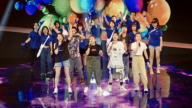 时尚引领未来 北服时尚传播学院上演毕业秀