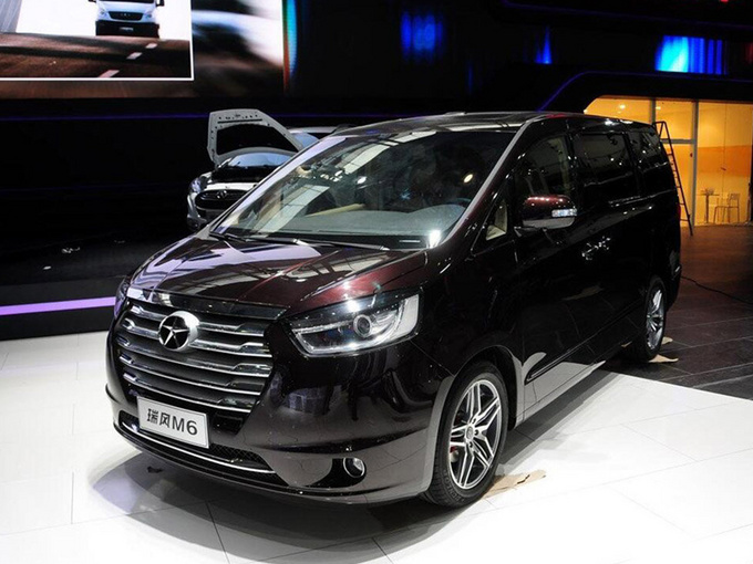 江淮顶不住了，MPV销量腰斩！新轿车和电动车能续命吗？