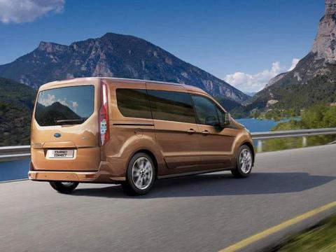 福特全顺MPV亮相！7座布局＋侧滑门，后排放倒可变大床