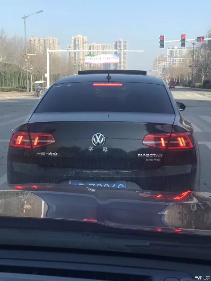 大众标下带字母的进口车,现在售价仅要20万