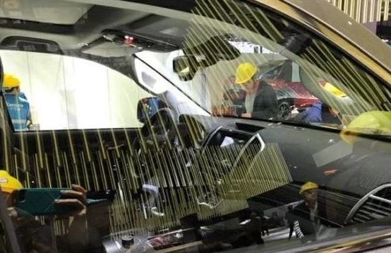 全新2019款哈弗H9实车陆续现身!换装全液晶仪表盘 轴距2800mm!