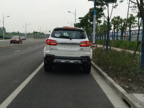 首台19款江铃驭胜S350现身，一看车标，车友：不火算我输！