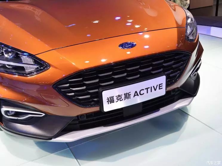 8AT上身!这台轿车看着像SUV,造型贼运动!