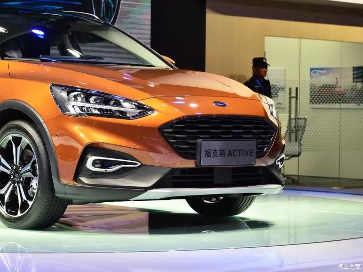 8AT上身!这台轿车看着像SUV,造型贼运动!