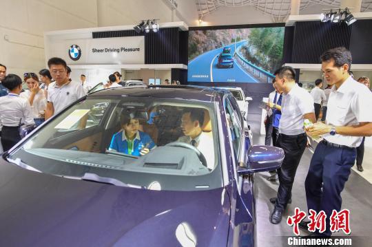 海南将迎“国六”时代“国五”汽车竞相降价促销