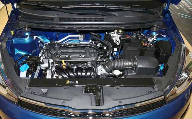 空间比飞度POLO更大,油耗5.2L,却只卖4万多,还是合资车