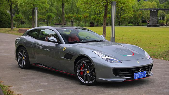 法拉利GTC4Lusso T首试:试着说出你不买它的理由