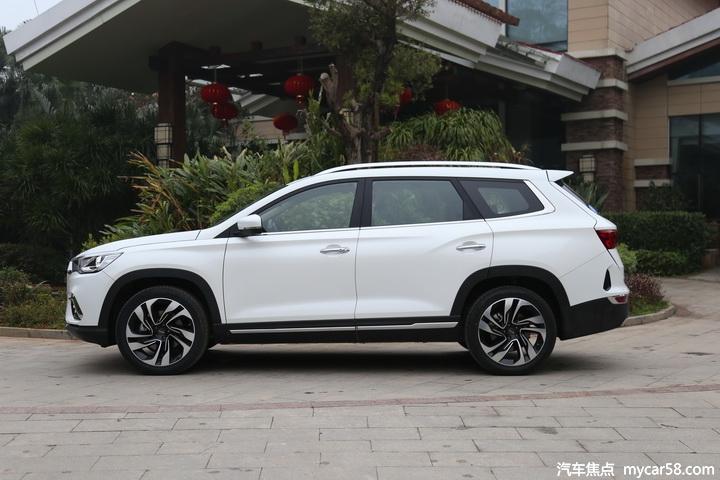8万就能买到的中型SUV,捷途X90为何能叫板汉兰达?