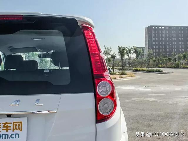 哈弗H5 2.0T四驱经典版实拍,看过外观和内饰,大街上就活该是H6