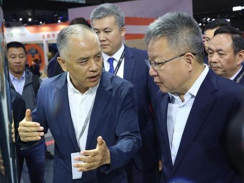 打call海马8S！为海马汽车自主创新点赞！