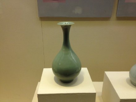 新安沉船出水元代龙泉窑青瓷(非此次收回文物)