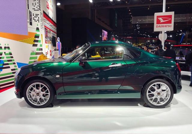 日系版“MINI”亮相,大灯神似保时捷,配0.66T引擎,仅需15.8万