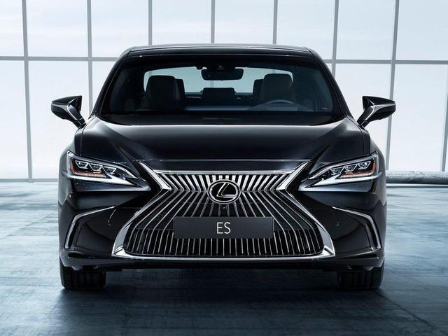 6AT变CVT,卖疯了的雷克萨斯ES也开始“飘”了吗?