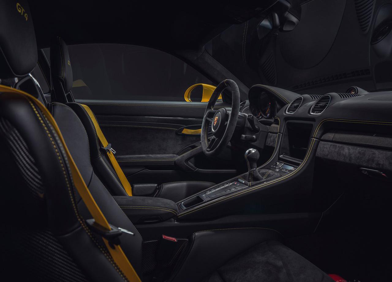 自吸&手动挡!保时捷718 Cayman GT4/Spyder官图发布!