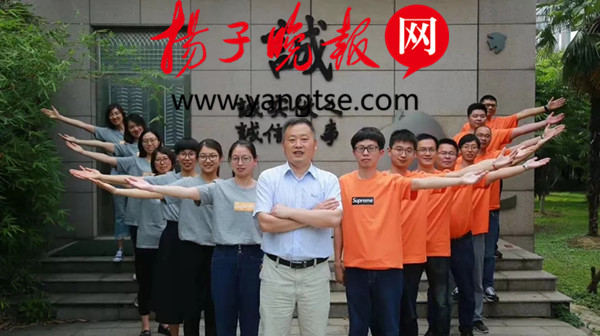 从一到无穷大 天一中学校长用三道 数学公式 寄语毕业生 中学校长 新浪新闻