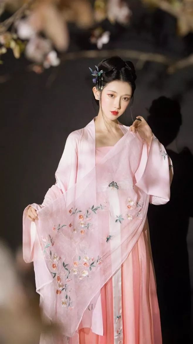 我们为什么要穿汉服？