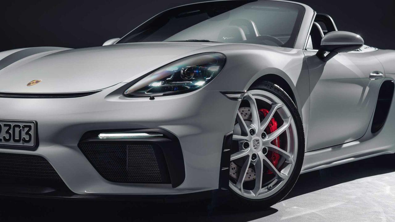 保时捷发布718 Cayman GT4/Spyder官图 保留手挡和六缸自吸引擎