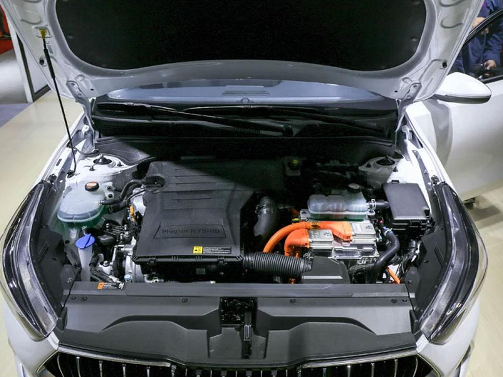 卡罗拉双擎E+的最强对手?起亚K3 PHEV 7月上市,空间是优势